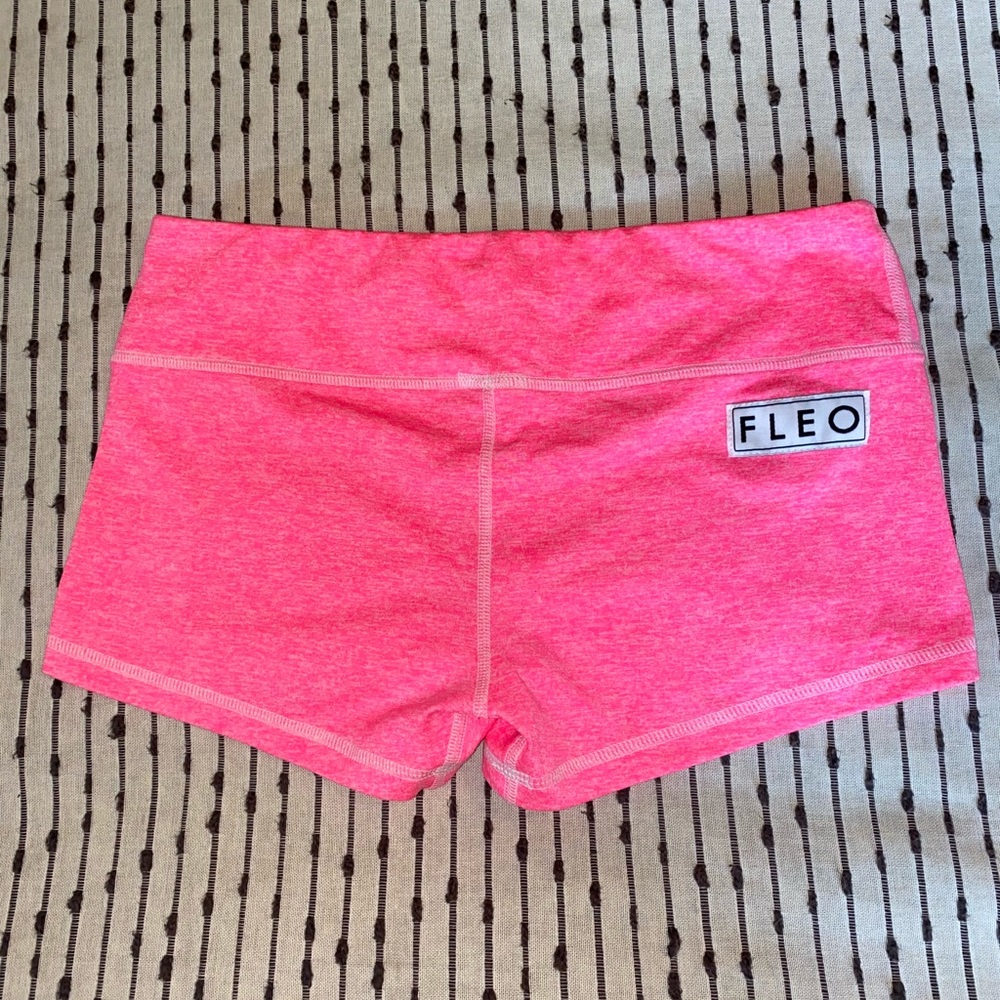 Fleo shorts original electric heather pink